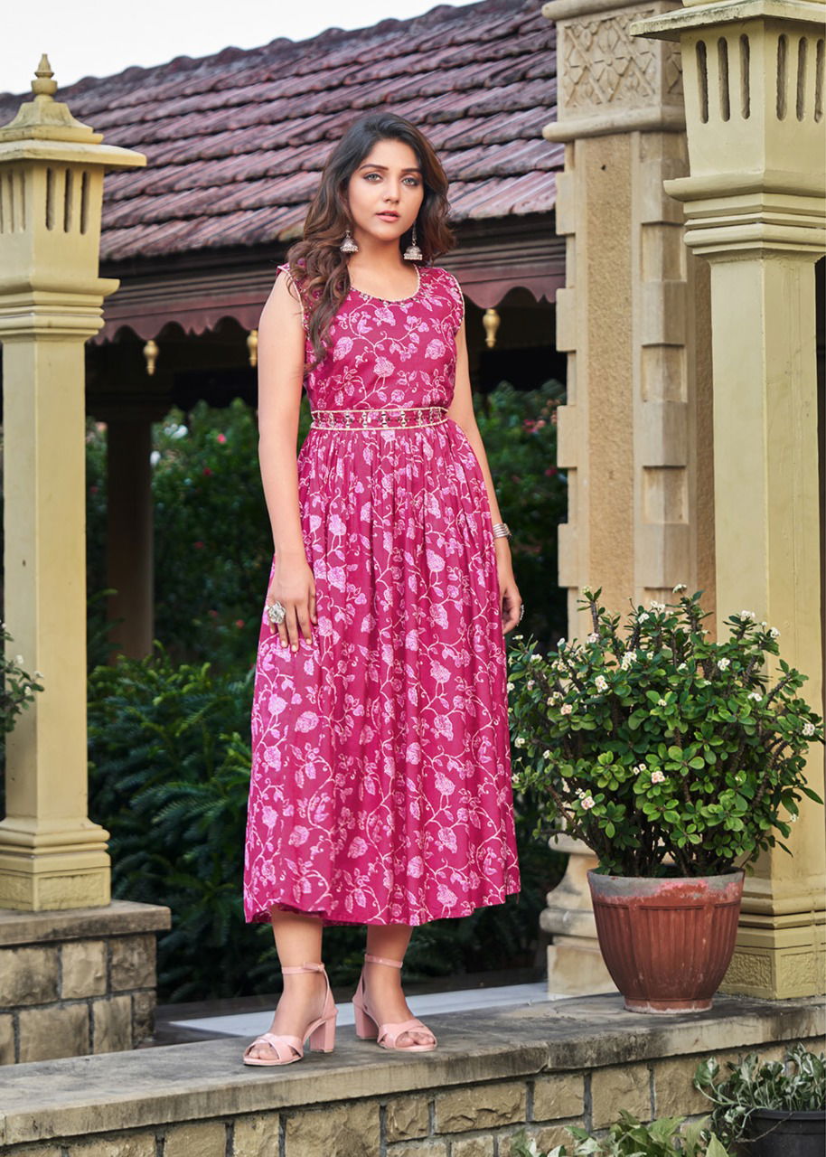 Psyna 1882 Size Set Fancy Stylish Wholesale Party Wear Kurtis